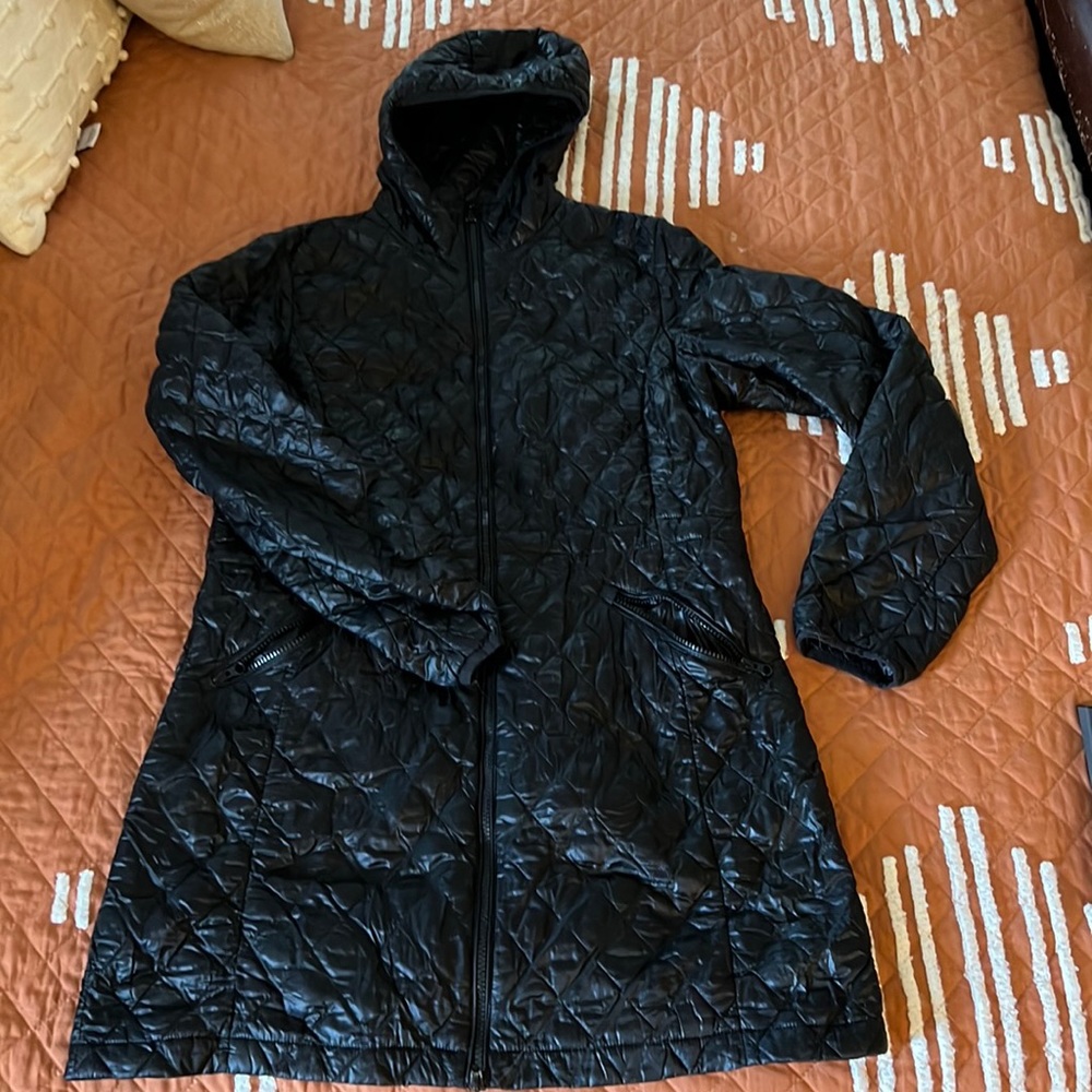 Black north face puffer